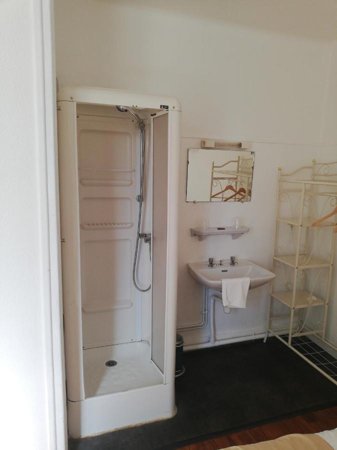 Hotel Le XIV Pontorson Kültér fotó